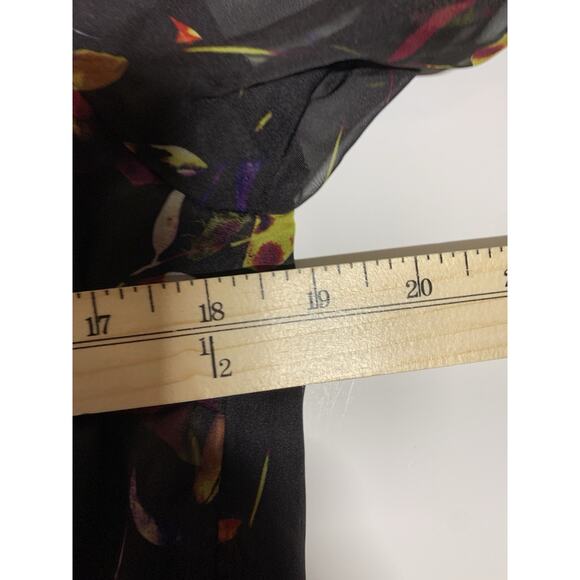 Bebe Blouse Sz 8 Womens Sheer Whimsigoth Black Floral Crop Top Bell Sleeve Fairy - Picture 5 of 8